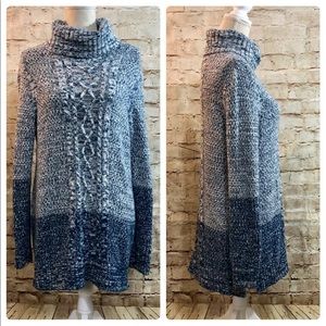 Banana Republic Women's Medium Turtleneck Sweater